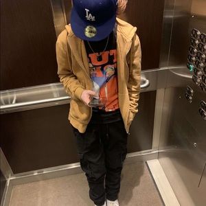 Meet your Posher, Robert